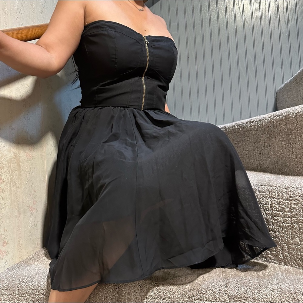 🆕 Guess Tanya Dress